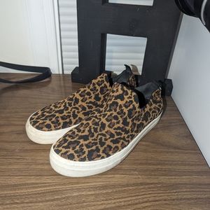 Steve Madden leopard sneakers